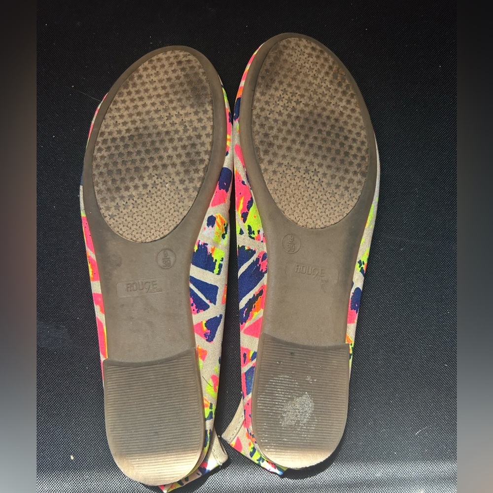 Multi Color Flats - Picture 2 of 2